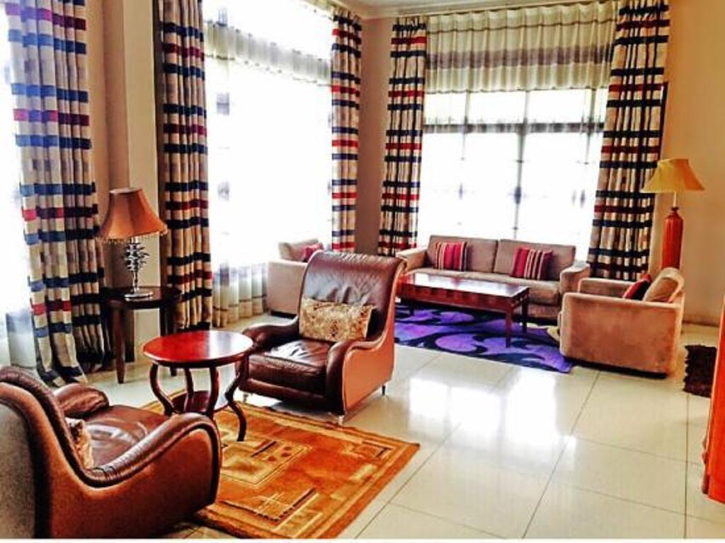 Silver Palm Hotel 아루샤 객실 사진